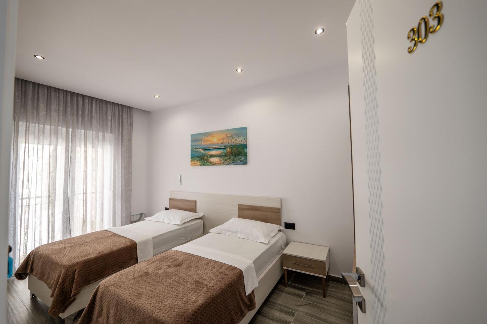 Eden Suites&Apartments Sarandë Eksteriør billede